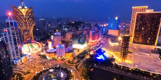 梅花香自苦寒来，苏州市律师协会赠